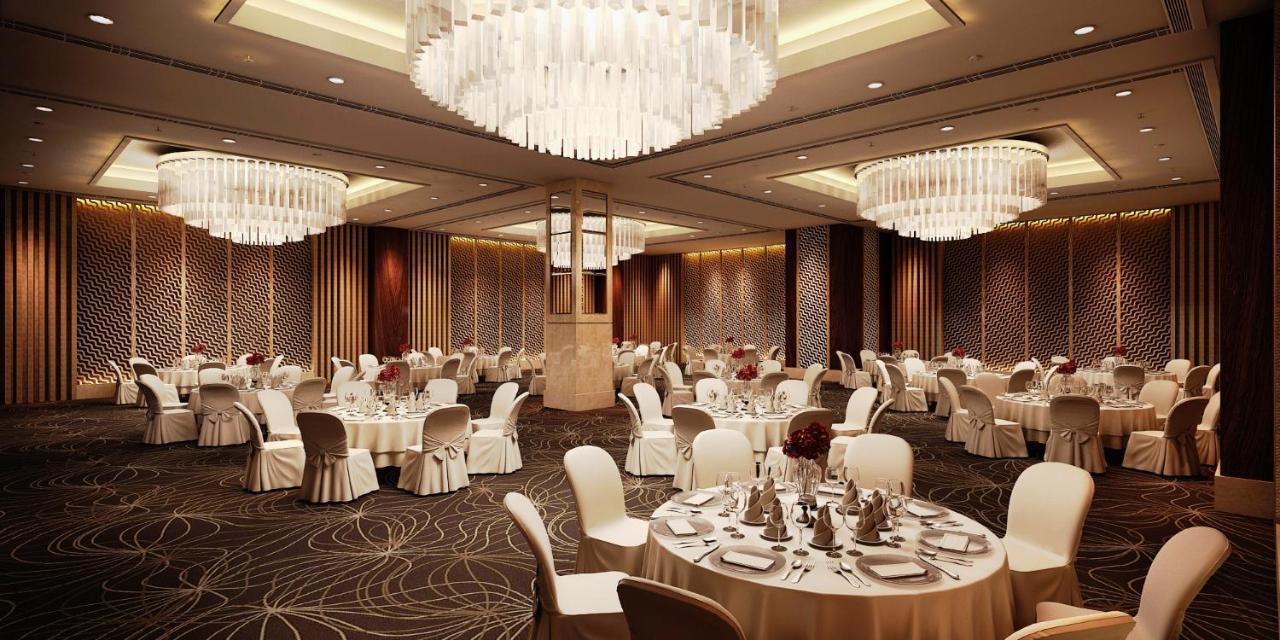 Отель Radisson Blu Горакхпур Экстерьер фото
