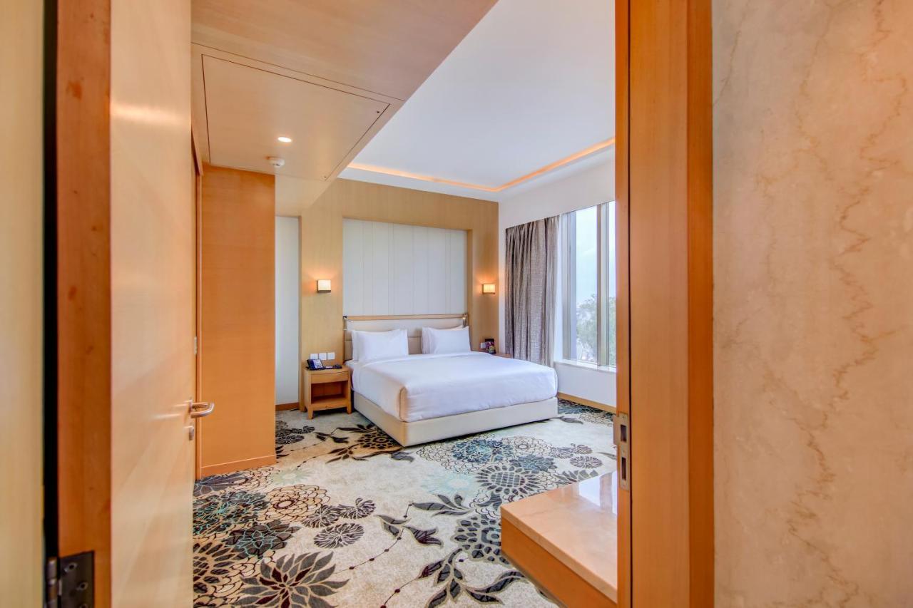 Отель Radisson Blu Горакхпур Экстерьер фото